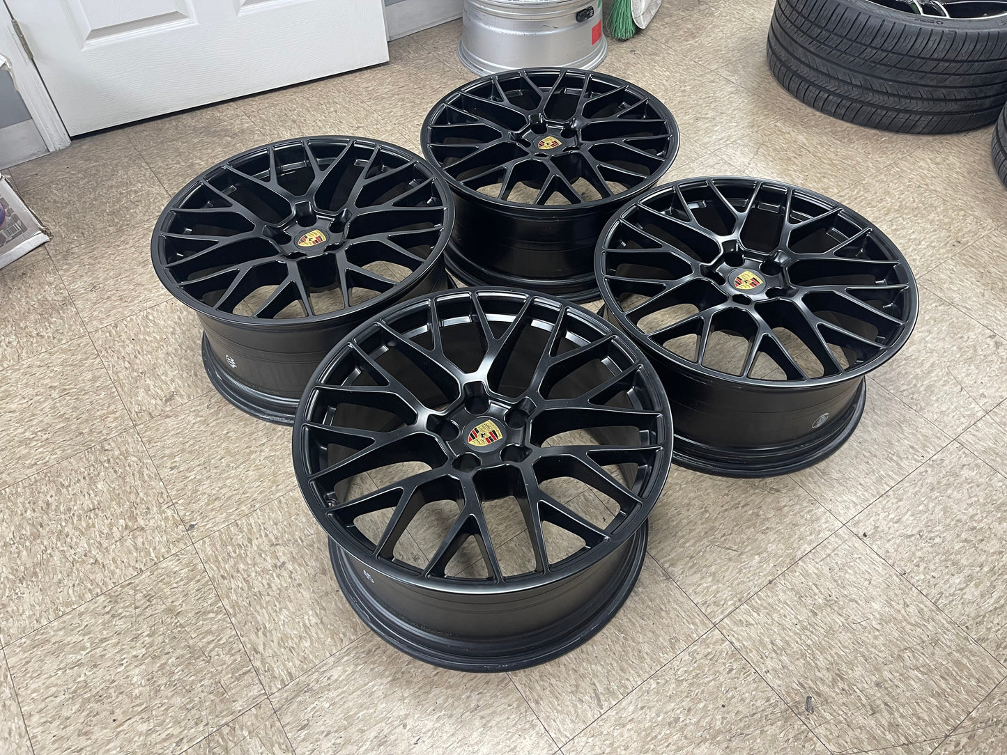 OEM Porsche Macan 20” Spyders - Choose your Color, Tire Options