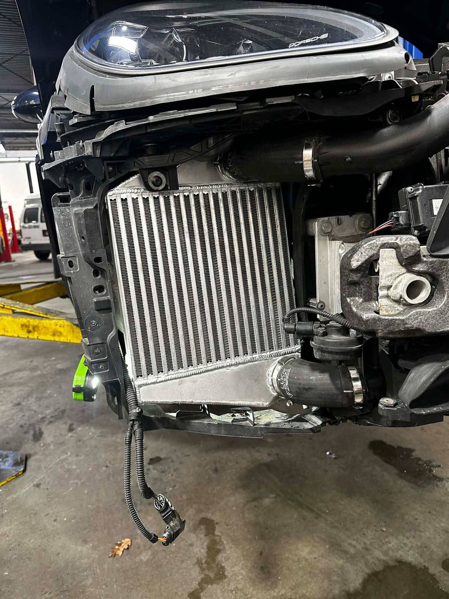 RADHAUS Performance Intercooler for 95B.2 & 95B.3 (2019-2026) Porsche Macan S / GTS / Turbo
