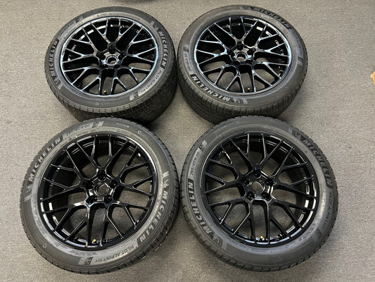 Winter Package: OEM Porsche Macan 20” Spyders & Tires - Choose your Color